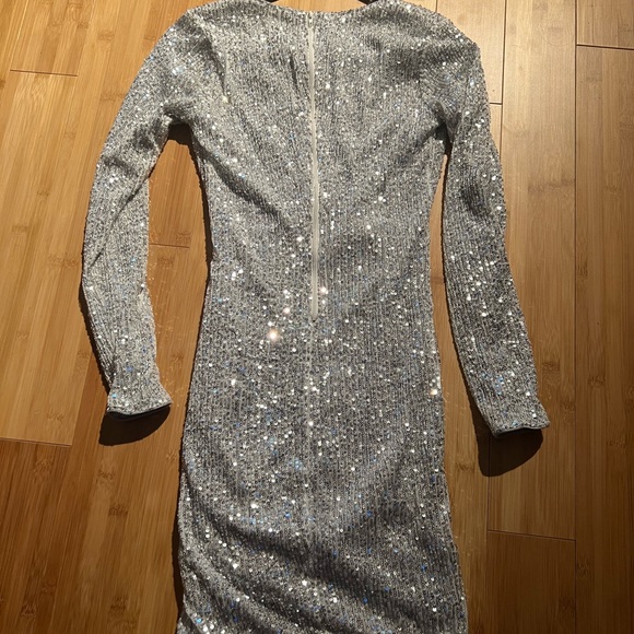 Women’s Windsor Sequence Silver Party Dress Size XS/Sm - Picture 7 of 9